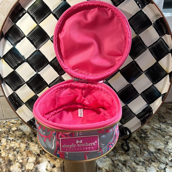 Simply Southern jewelry case in pink and gray elephant pattern. NWOT - Picture 2 of 4